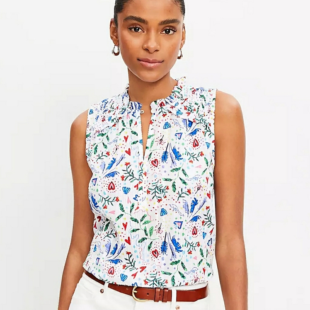 Loft Tropical Rhythm Hearts Smocked Split Neck Shell Blouse Tank, Size Medium